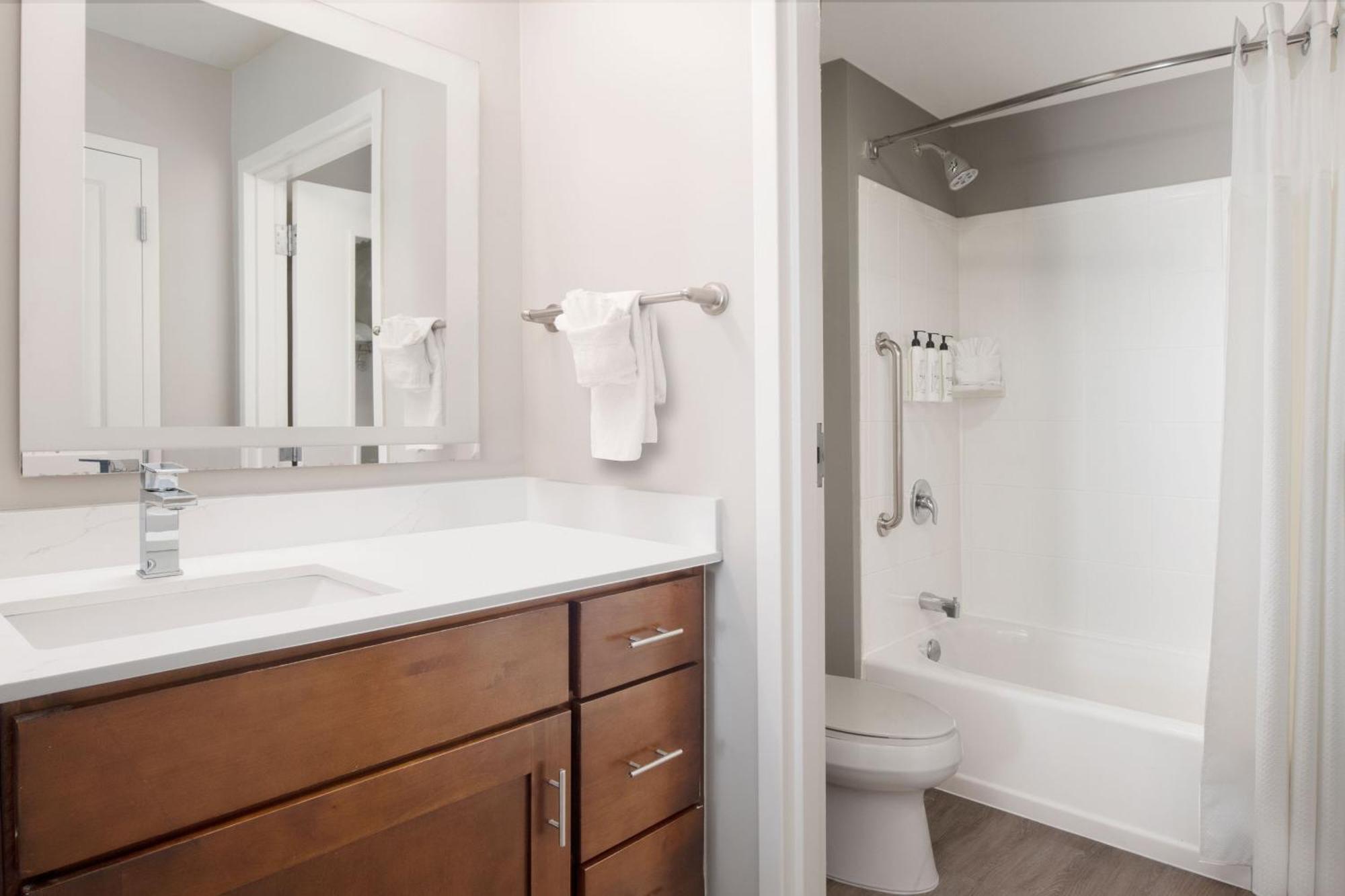 Towneplace Suites By Marriott Galveston Island Экстерьер фото